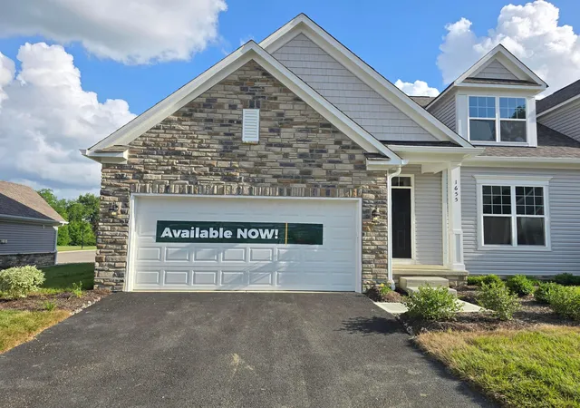 Homes for sale in Grove City, OH | 1655 Bookfield Ln, Grove City, OH 43123 | MLS# 226000714