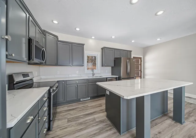 Photo 5 of Single family home for sale at 2465 S County Rd 19, Tiffin, OH 44883 | MLS# 226004186 | Listing updated on 2026-08-19