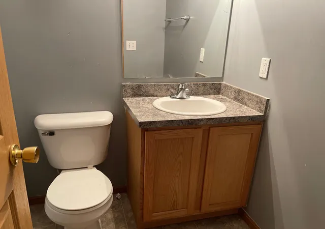 Listing Photo 2 - Condo for sale in building located at 8322 Bruntsfield Rd, Columbus, OH 43235