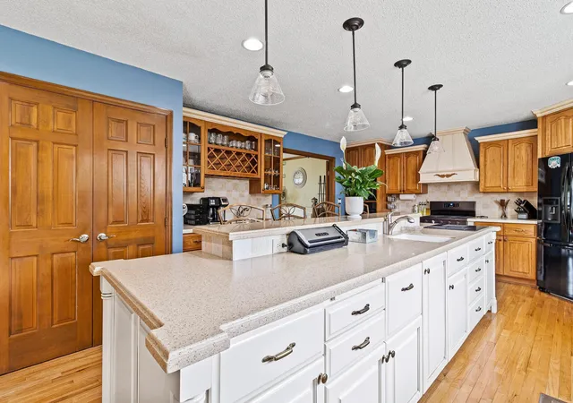 Photo 3 of Single family home for sale at 7482 Lindbrook Ct, Reynoldsburg, OH 43068 | MLS# 226010312 | Listing updated on 2026-09-08