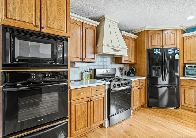 Photo 4 of Single family home for sale at 7482 Lindbrook Ct, Reynoldsburg, OH 43068 | MLS# 226010312 | Listing updated on 2026-10-06
