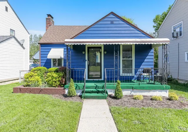 1st image of 1760 E Sycamore St, Columbus, OH 43206 | MLS# 226002350