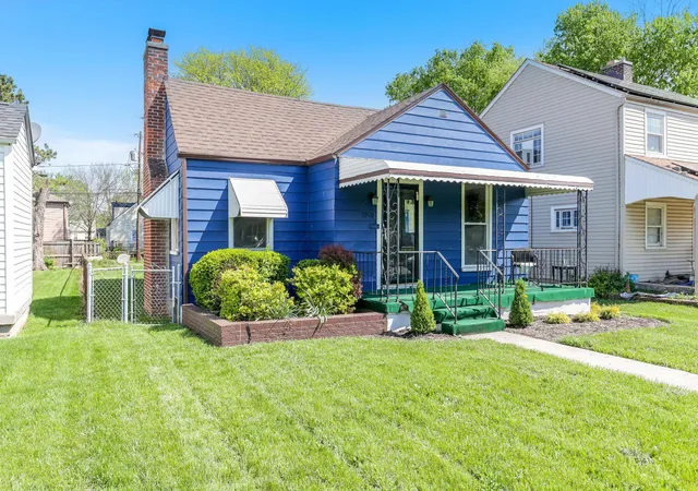 2nd image of 1760 E Sycamore St, Columbus, OH 43206 | MLS# 226002350