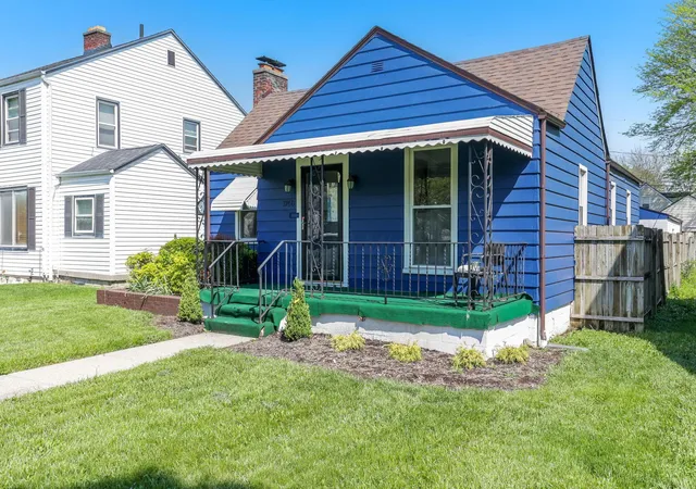 3rd image of 1760 E Sycamore St, Columbus, OH 43206 | MLS# 226002350