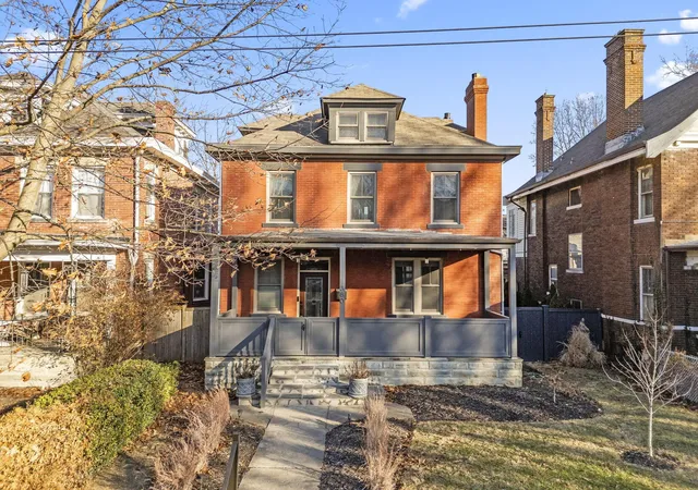 2nd image of 380 Kendall Pl, Columbus, OH 43205 | MLS# 226002219