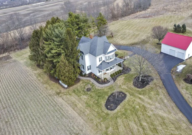 Homes for sale in Circleville, OH | 11350 Tarlton Rd Sw, Circleville, OH 43113 | MLS# 226002305