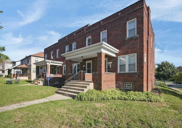 2nd image of 1126 Northwest Blvd, Columbus, OH 43212 | MLS# 226002544