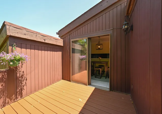 1st image of 1208 Crescent Heights Rd, Marion, OH 43302 | MLS# 226018212