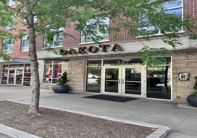 3rd image of 845 N High St #407, Columbus, OH 43215 | MLS# 226003218