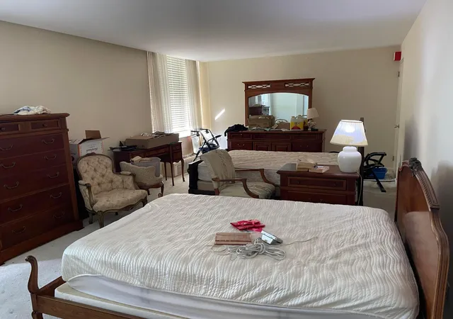 Homes for sale in Columbus, OH | 1000 Urlin Ave #1402, Columbus, OH 43212 | MLS# 226003169