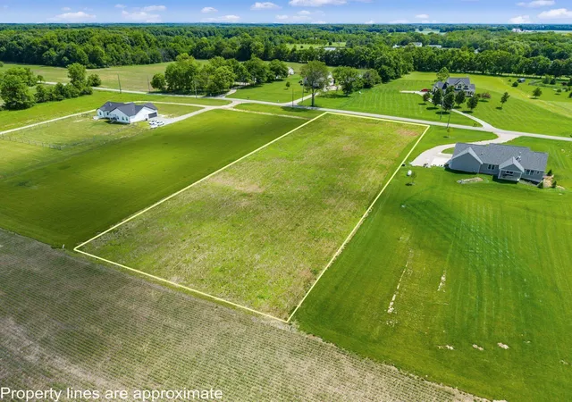 Homes for sale in Marysville, OH | 15319 Fish Rd, Marysville, OH 43040 | MLS# 226003216