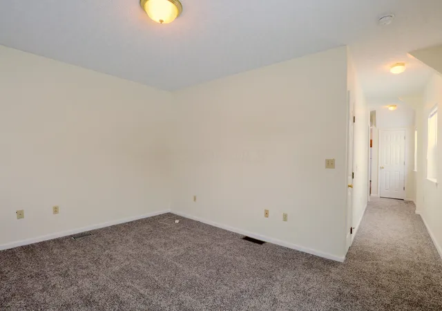Homes for sale in Lancaster, OH | 130 W Fair Ave, Lancaster, OH 43130 | MLS# 226003200