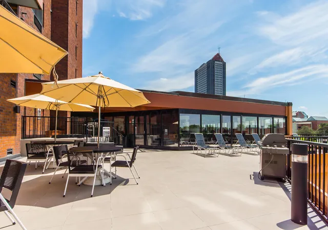 2nd image of 155 W Main St, Columbus, OH 43215