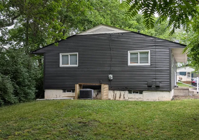 3rd image of 2020 Berrell Ave, Columbus, OH 43219 | MLS# 226003822