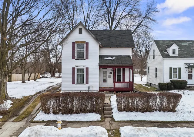 Photo 2 of Sale Pending at 580 N Mulberry St, Mansfield, OH 44902 | MLS# 226004051 | Listing updated on 2026-08-04