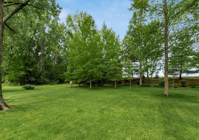 Photo 4 of Single family home for sale at 12730 W Bank Dr NE, Millersport, OH 43046 | MLS# 226004780 | Listing updated on 2026-07-29
