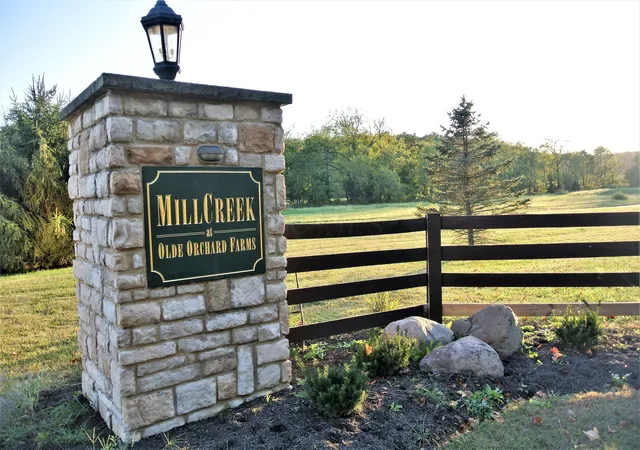 2nd image of 708 Olde Creek Dr, Newark, OH 43055 | MLS# 226004265