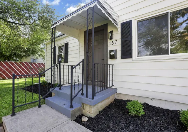 Photo 4 of Single family home for sale at 157 N Kellner Rd, Columbus, OH 43209 | MLS# 226004316 | Listing updated on 2026-07-29