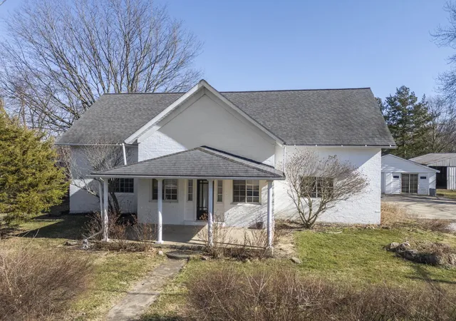 Homes for sale in Mount Sterling, OH | 13790 Era, Mount Sterling, OH 43143 | MLS# 226005004