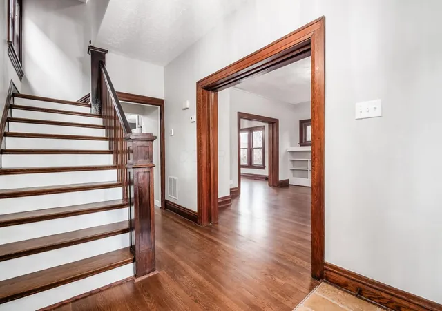 Photo 4 of Single family home for sale at 658 Linwood Ave, Columbus, OH 43205 | MLS# 226004514 | Listing updated on 2026-09-18