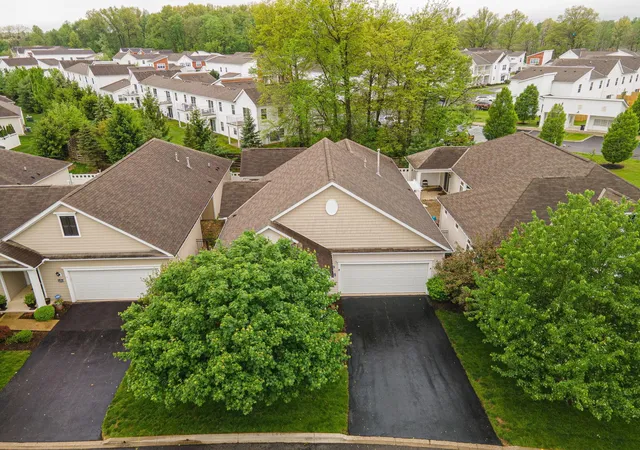 Homes for sale in New Albany, OH | 5485 Welbourne Place, New Albany, OH 43054 | Houzeo