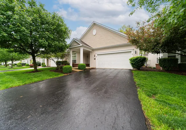 Homes for sale in New Albany, OH | 5485 Welbourne Pl, New Albany, OH 43054