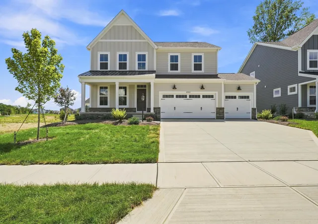 1st image of 8302 Greenhill Wy, Sunbury, OH 43074 | MLS# 226005238