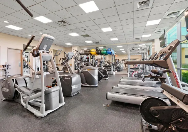 image of 1 Miranova Pl, Columbus, OH 43215