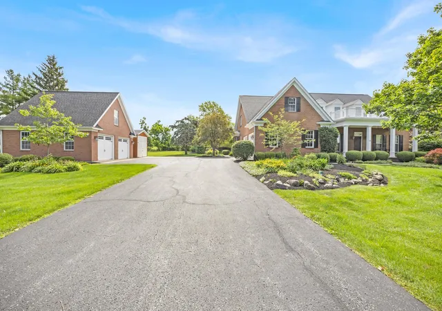 1st image of 736 Arlington Rd, Bellefontaine, OH 43311 | MLS# 226006302