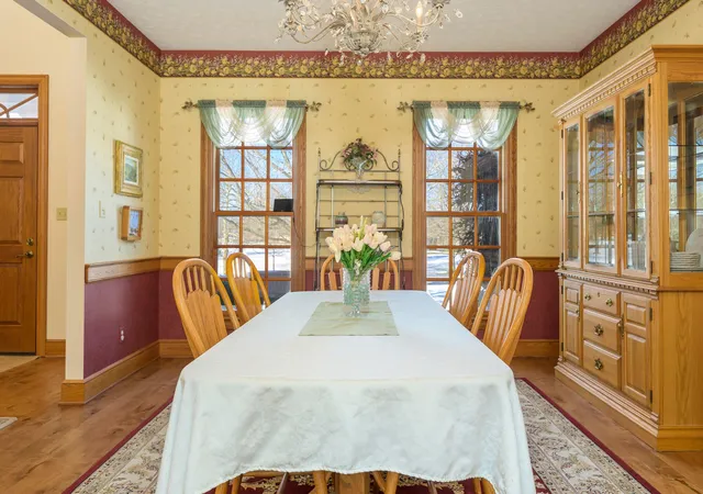 4th image of 736 Arlington Rd, Bellefontaine, OH 43311 | MLS# 226006302