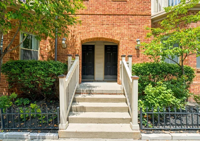 28th image of 22 W Russell St, Columbus, OH 43215 | MLS# 226027840