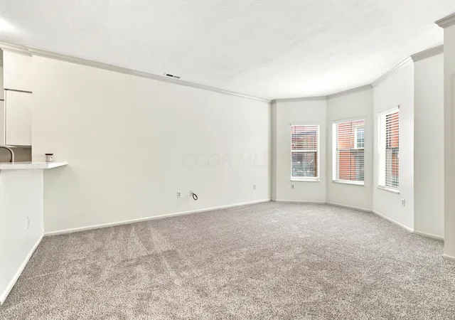 Photo 3 of Condo for sale at 22 W Russell St, Columbus, OH 43215 | MLS# 226027840 | Listing updated on 2026-09-21