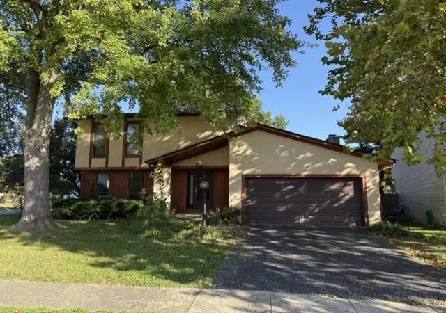 Single family home for sale at 6270 Stoney Glenn Ct, Canal Winchester, OH 43110 | MLS# 226039256