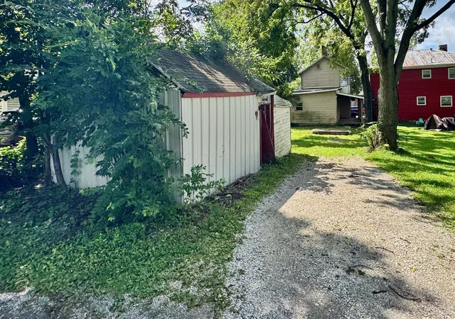 Photo 15 of Single family home for sale at 211 E Central Ave, Delaware, OH 43015 | MLS# 226006538 | Listing updated on 2026-09-07