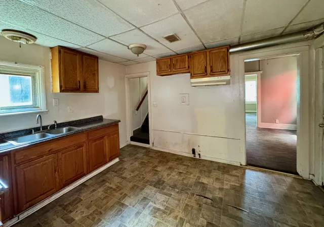 Photo 3 of Single family home for sale at 211 E Central Ave, Delaware, OH 43015 | MLS# 226006538 | Listing updated on 2026-09-28