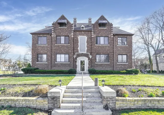 Homes for sale in Columbus, OH | 2208 Arlington Ave, Columbus, OH 43221 | MLS# 226007204