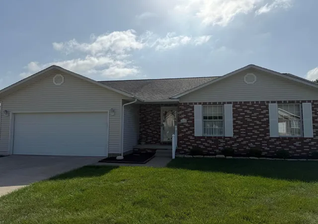 3rd image of 846 Elizabeth Ave, Logan, OH 43138 | MLS# 226006639