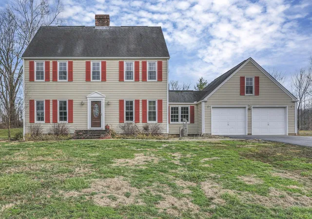 Homes for sale in Logan, OH | 14462 Ohio 664, Logan, OH 43138 | MLS# 226006688