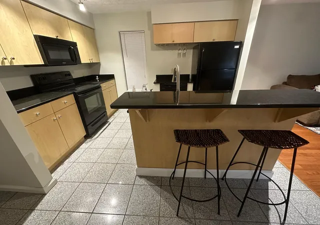 5th image of 945 Quay Ave, Columbus, OH 43212