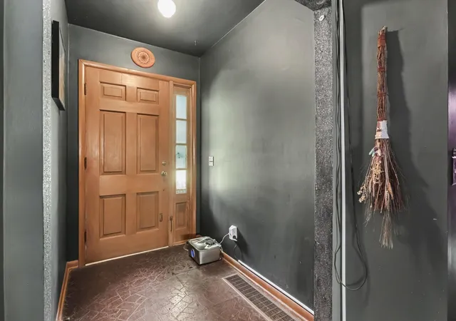 3rd image of 2183 Us Hwy 23, Waverly, OH 45690 | MLS# 226022080