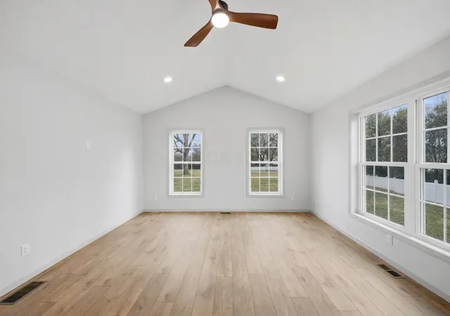 Homes for sale in Sunbury, OH | 285 E Granville St, Sunbury, OH 43074 | MLS# 226008095