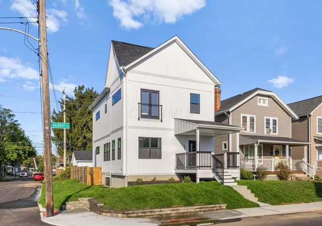 4th image of 981 Gilbert St, Columbus, OH 43206 | MLS# 226013926