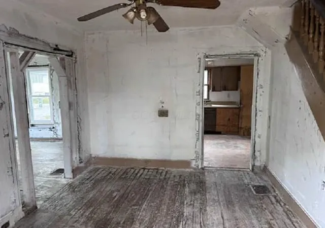Homes for sale in Mount Vernon, OH | 6 Elliott St, Mount Vernon, OH 43050 | MLS# 226007529