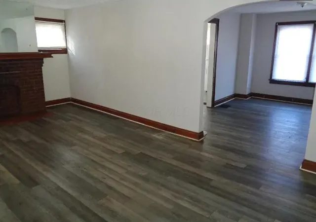 3rd image of 1070 E 16Th Ave, Columbus, OH 43211 | MLS# 226007340