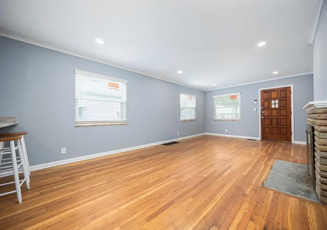 3rd image of 903 S Harris Ave, Columbus, OH 43204 | MLS# 226007594