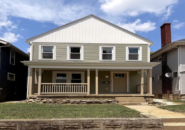 1st image of 738 E Deshler Ave, Columbus, OH 43206 | MLS# 226029058