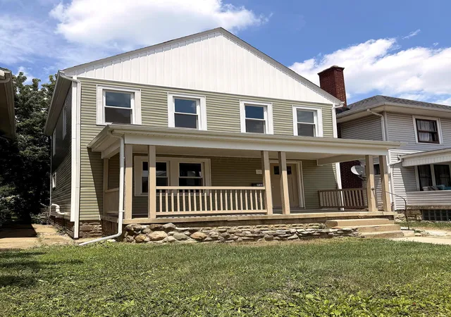3rd image of 738 E Deshler Ave, Columbus, OH 43206 | MLS# 226029058