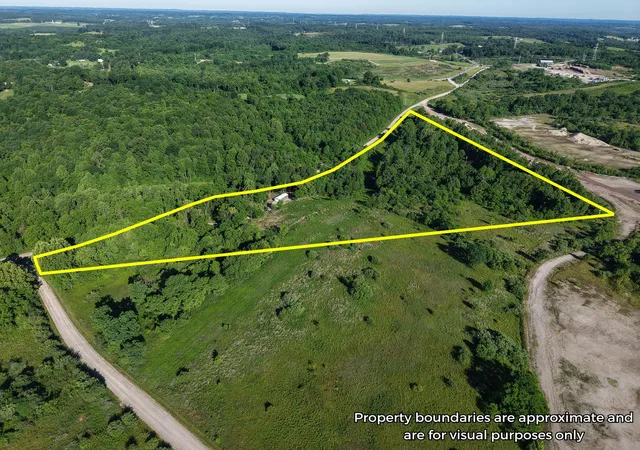 Homes for sale in Oak Hill, OH | 56 Roscoe Rd, Oak Hill, OH 45656 | MLS# 226009090