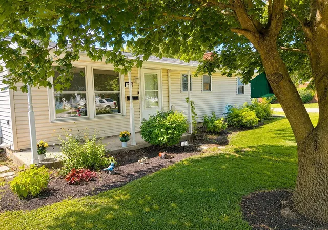 Photo 2 of Single family home for sale at 1225 High St, Bucyrus, OH 44820 | MLS# 226028602 | Listing updated on 2026-08-17