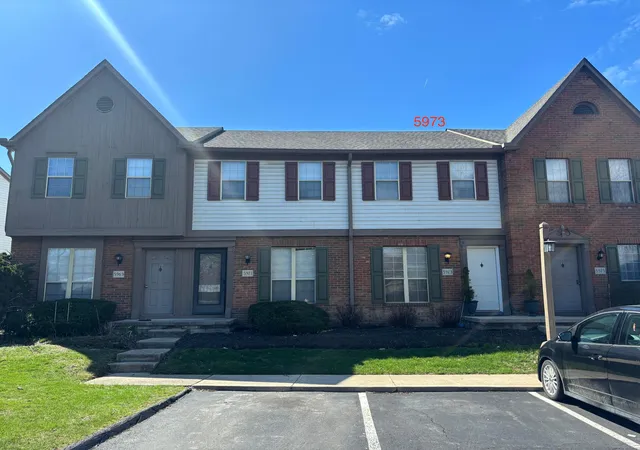 Homes for sale in Columbus, OH | 5931 Shadow Lake Cir #5931, Columbus, OH 43235 | MLS# 226008266